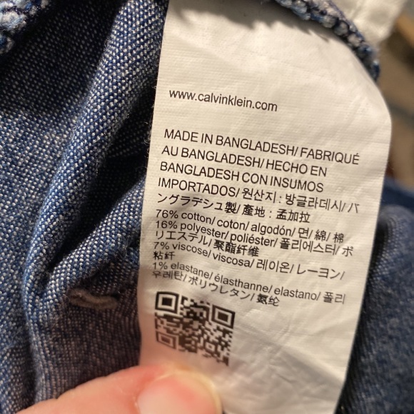 CALVIN KLEIN medium washed denim jeans. Classic back pocket stitching. Size US 4 - Picture 7 of 9